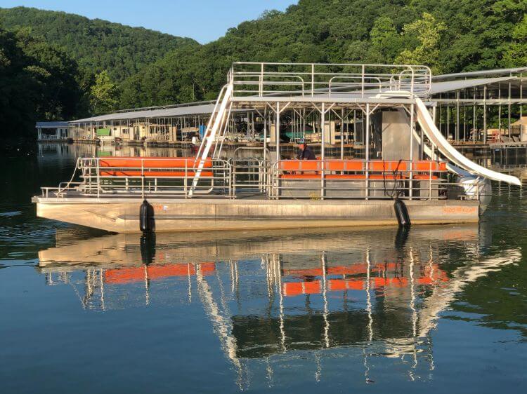 Rental Boat #5 - Party barge